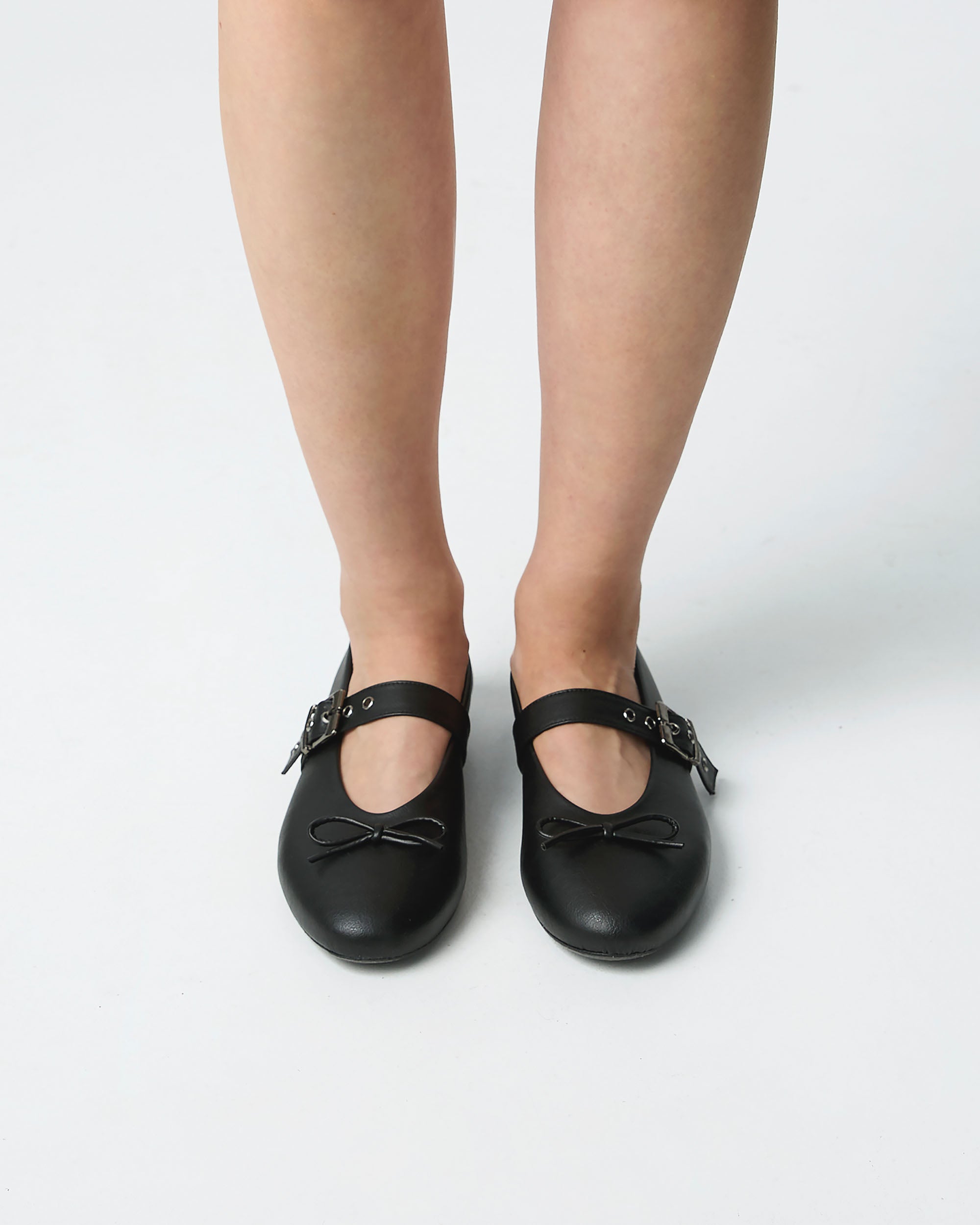 Mara Pumps czarne baleriny z kokardką