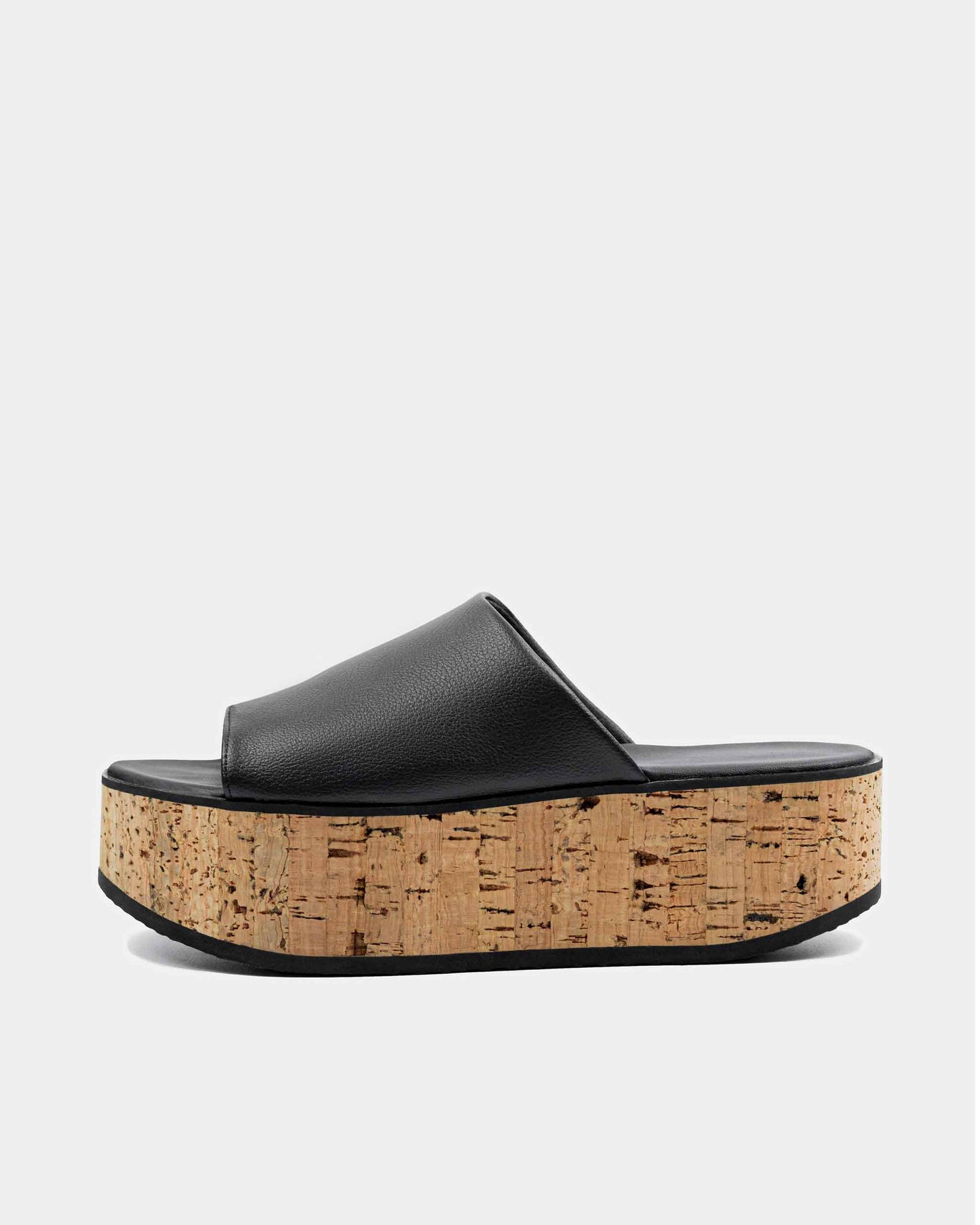 Geigi Flatforms Black klapki z roślinnej skóry z winogron - sample sale