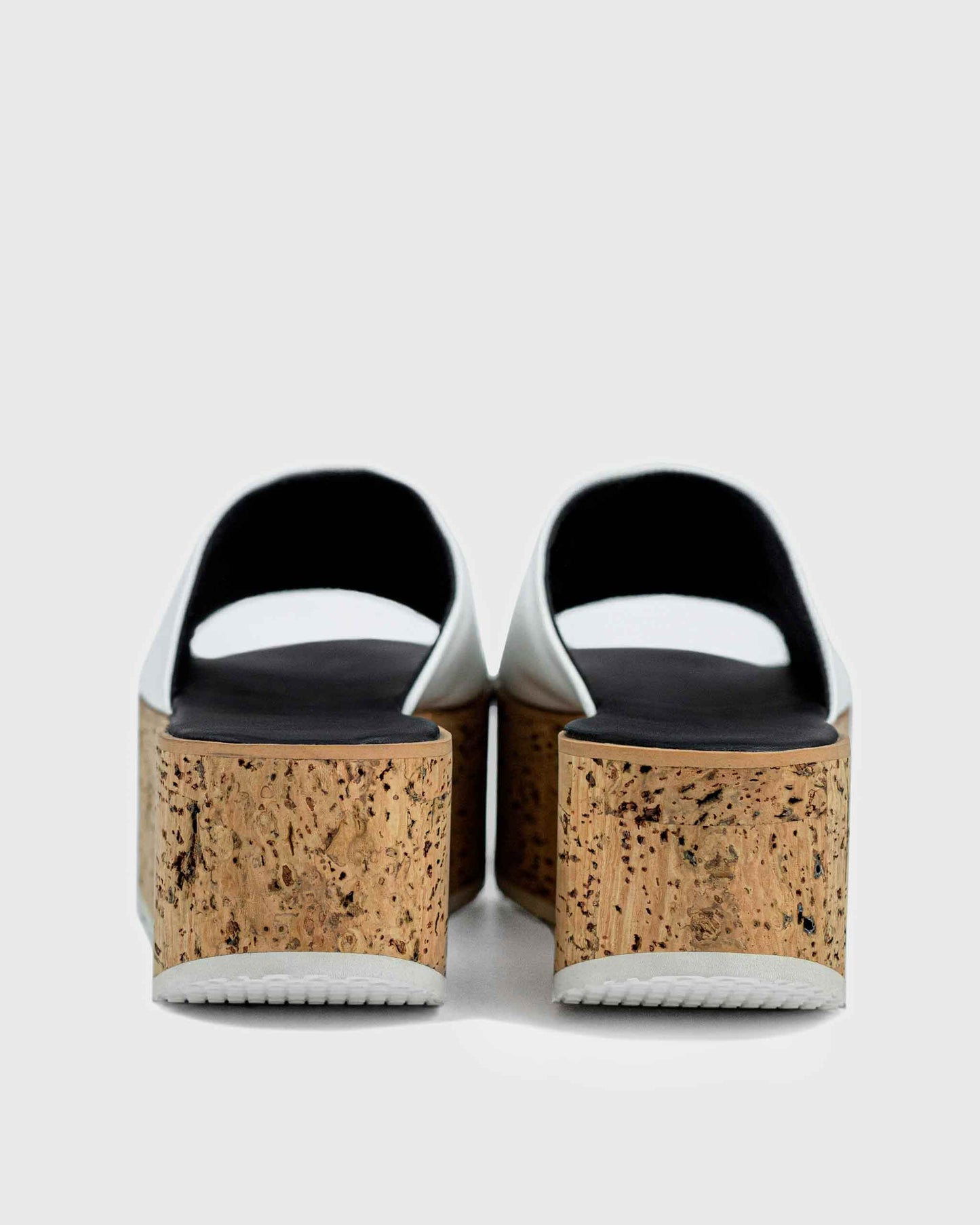Geigi Flatforms White klapki z roślinnej skóry z winogron - sample sale