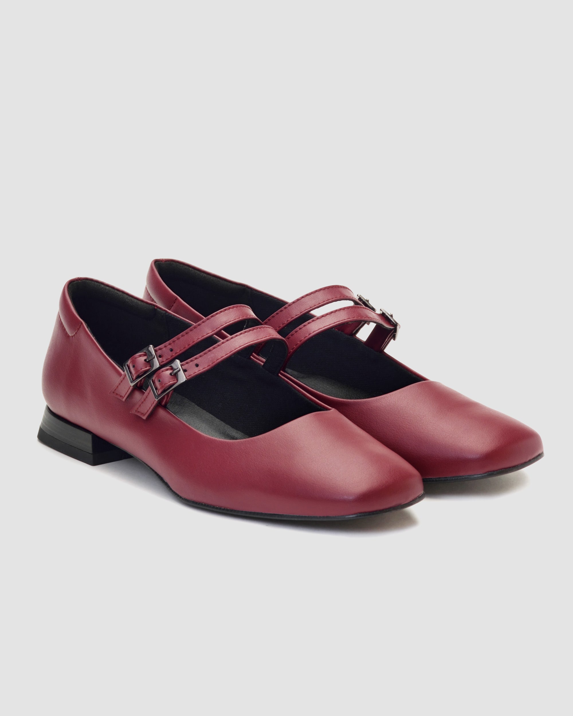 Baleriny Cherry Mary Jane Pumps