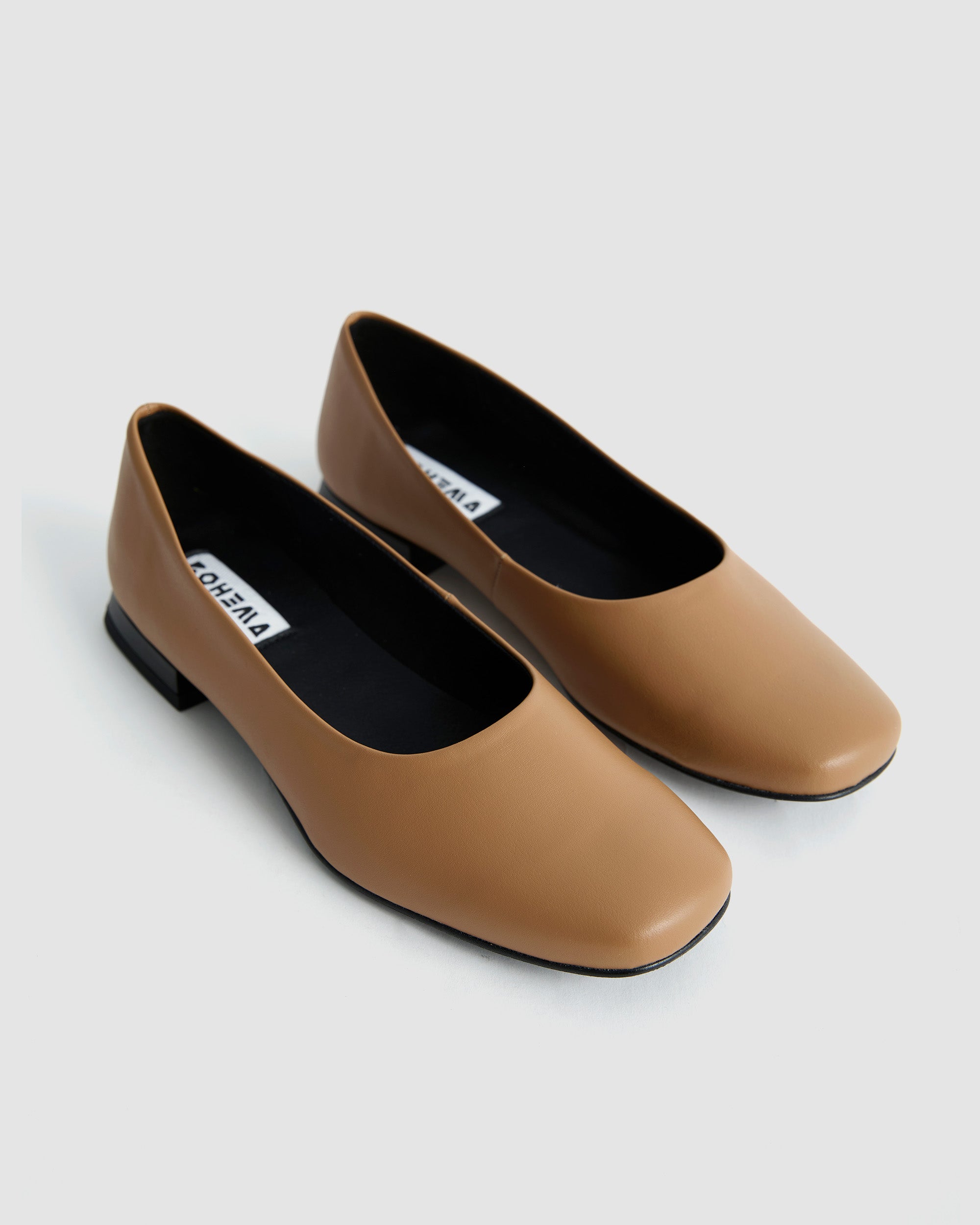 Carmel Diana Pumps beżowe baleriny z kwadratowym noskiem