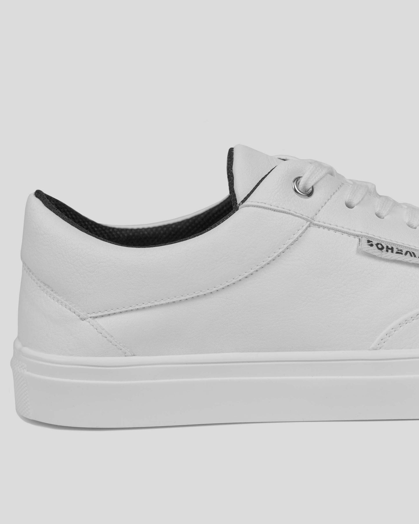 Bohema Sneakers Awake Men White sneakersy ze skóry z winogron - sample sale