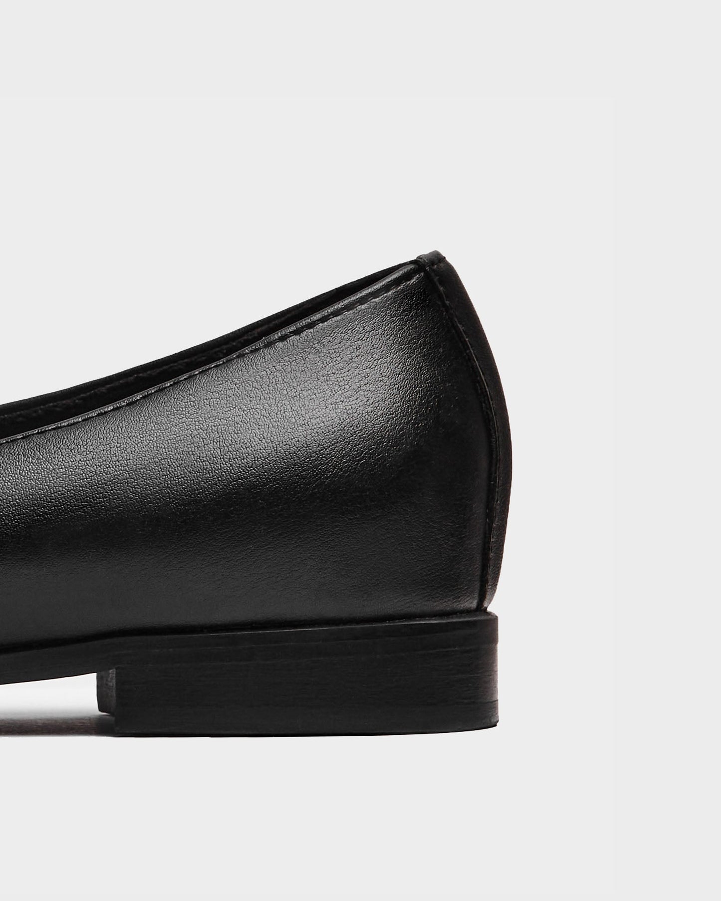 Penny Loafers Vegea loafersy z wegańskiej skóry z winogron - sample sale