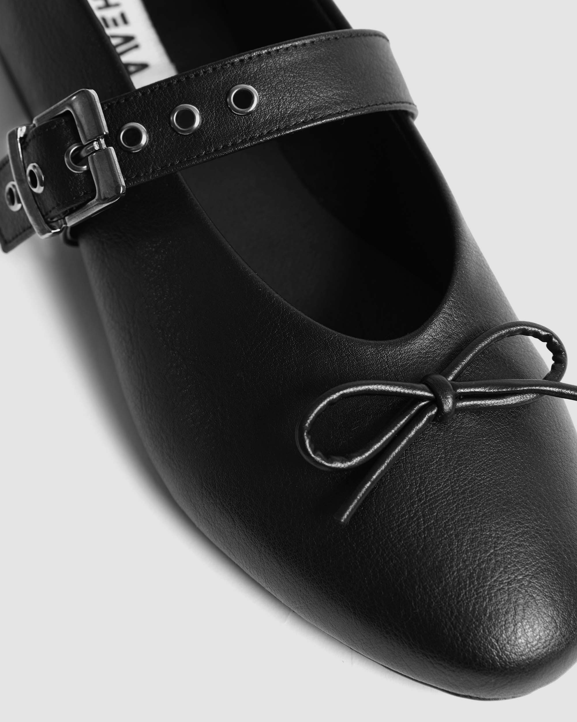 Mara Pumps czarne baleriny z kokardką