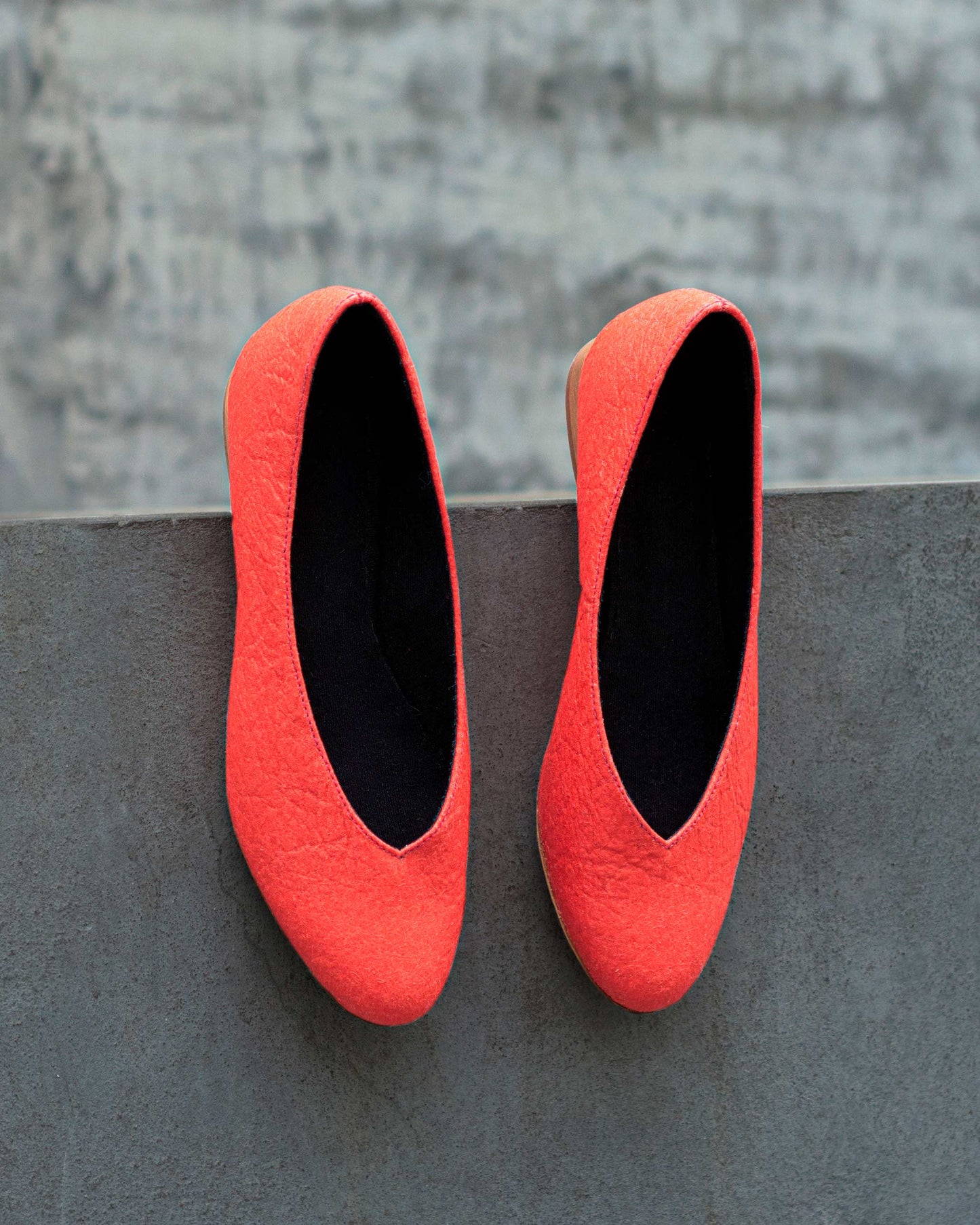 Pumps Paprika Pina baleriny ze skóry z ananasa - sample sale