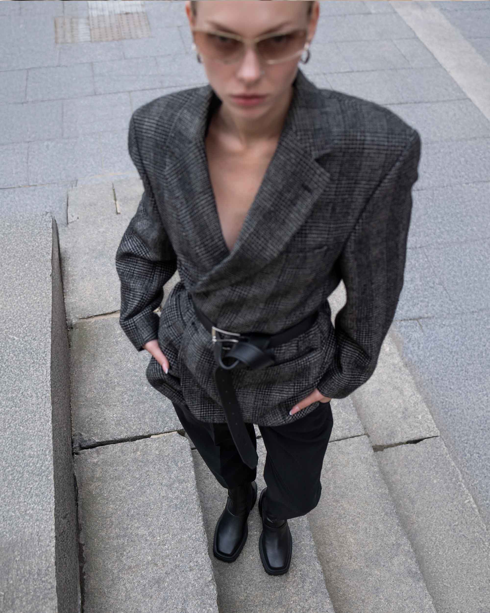 Squared Chelsea Boots Black