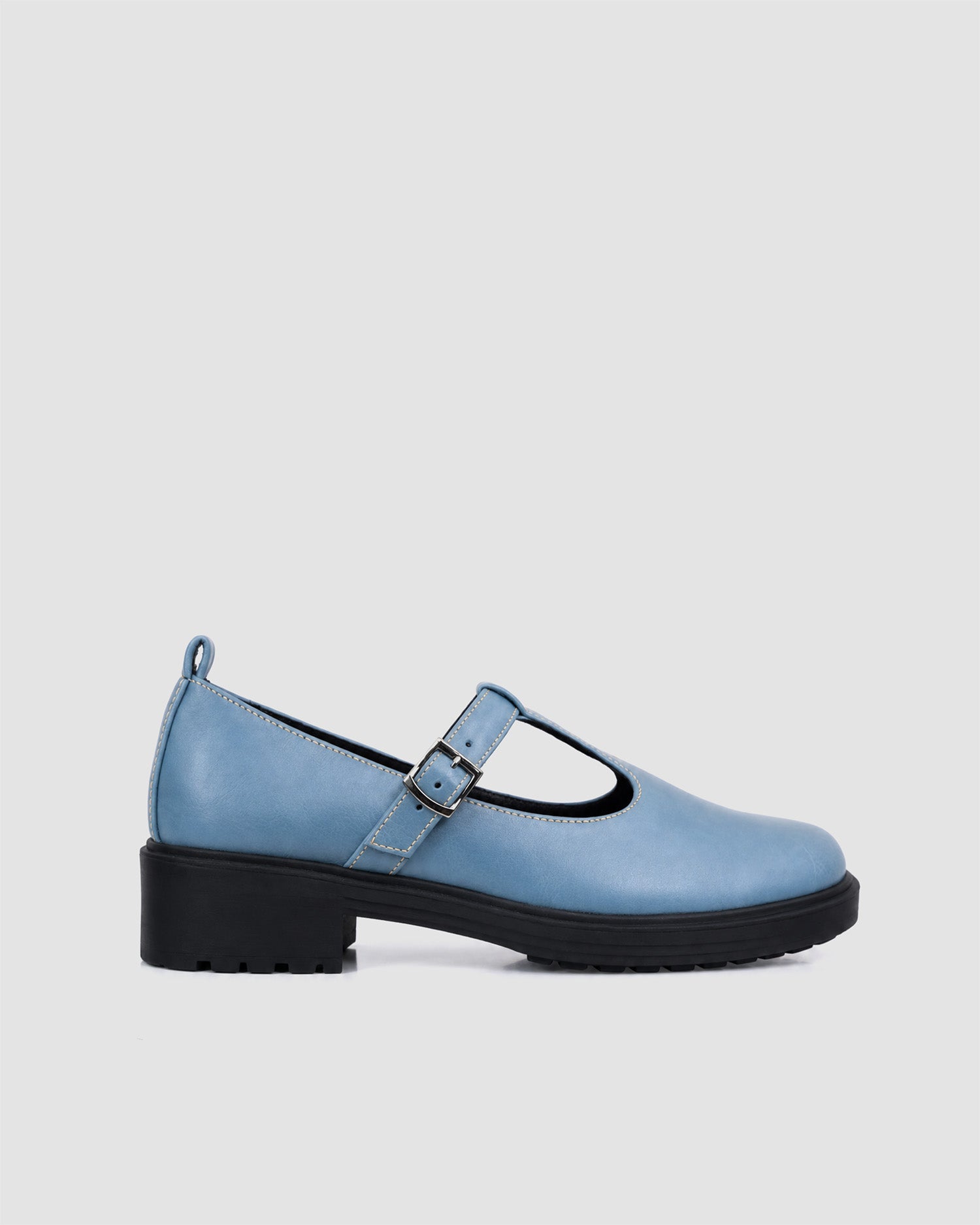 Curtsy Mary Jane BOHEMA jasnoniebieskie buty z paskiem ze skóry roślinnej, widok z boku