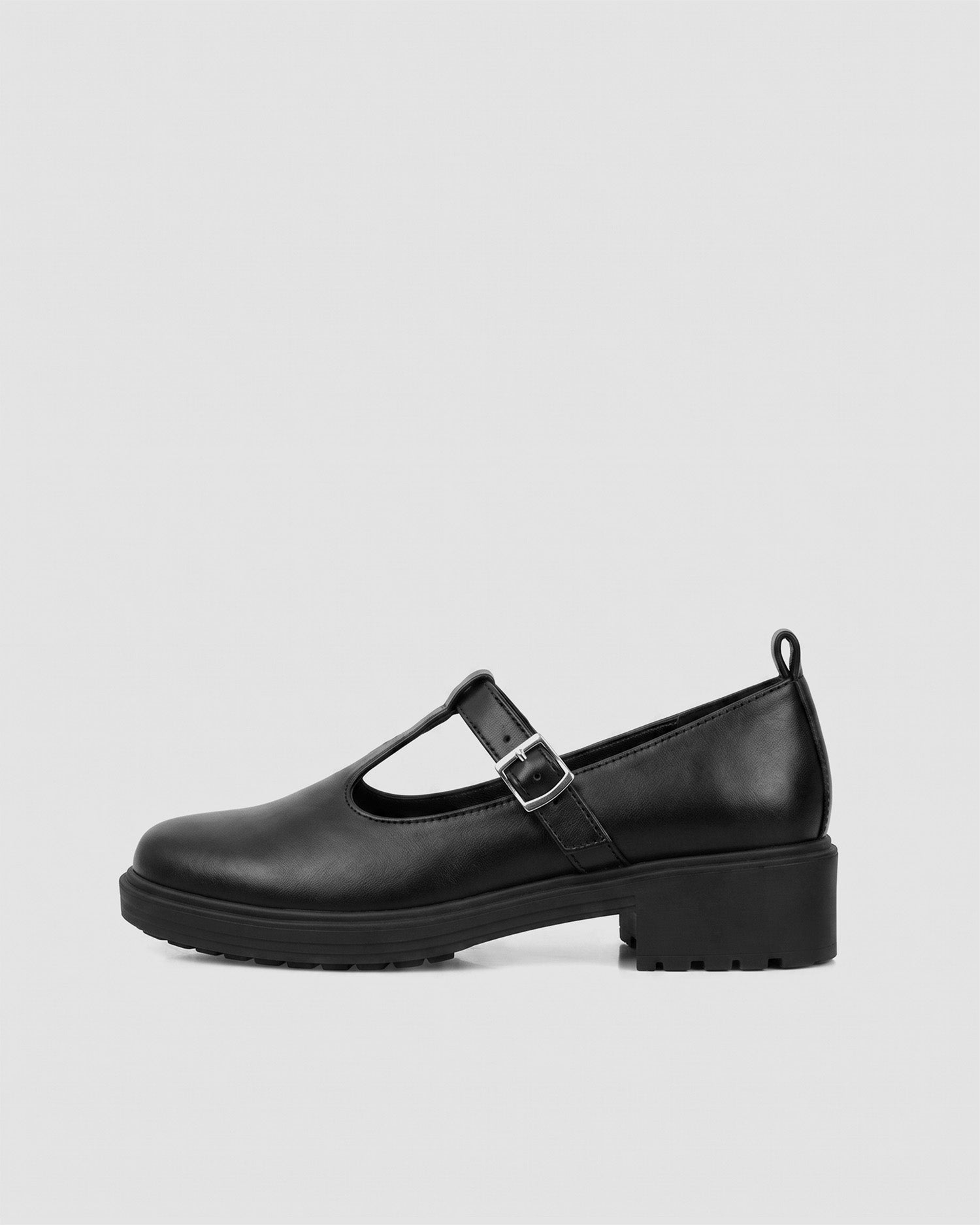 Curtsy Mary Jane BOHEMA czarne buty ze skóry roślinnej, widok z boku