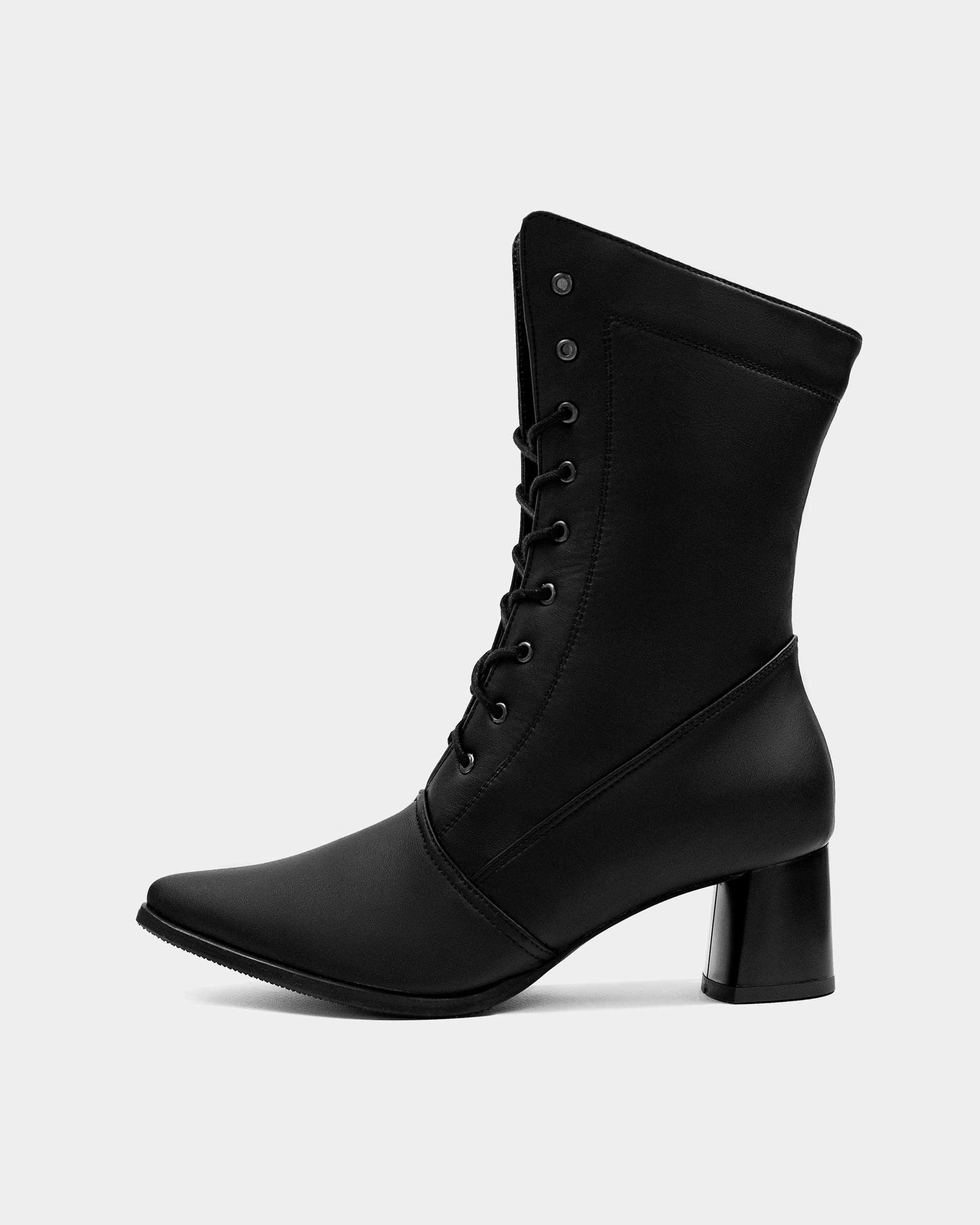 High Boots Black botki ze skóry z kaktusa