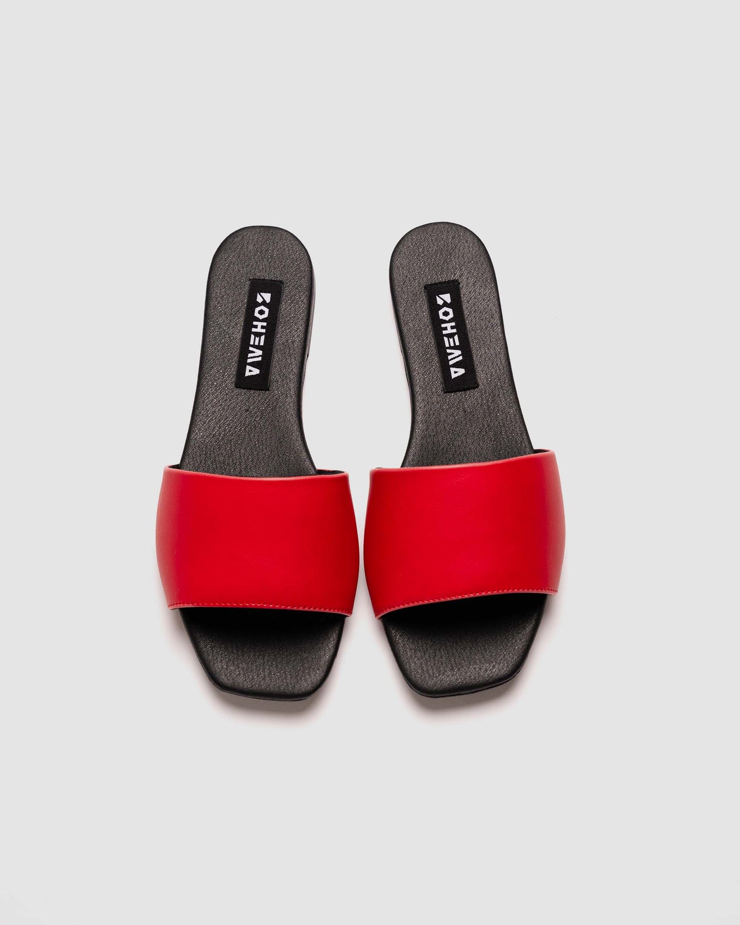 Mellow Slides Red klapki z roślinnej skóry z kukurydzy - sample sale