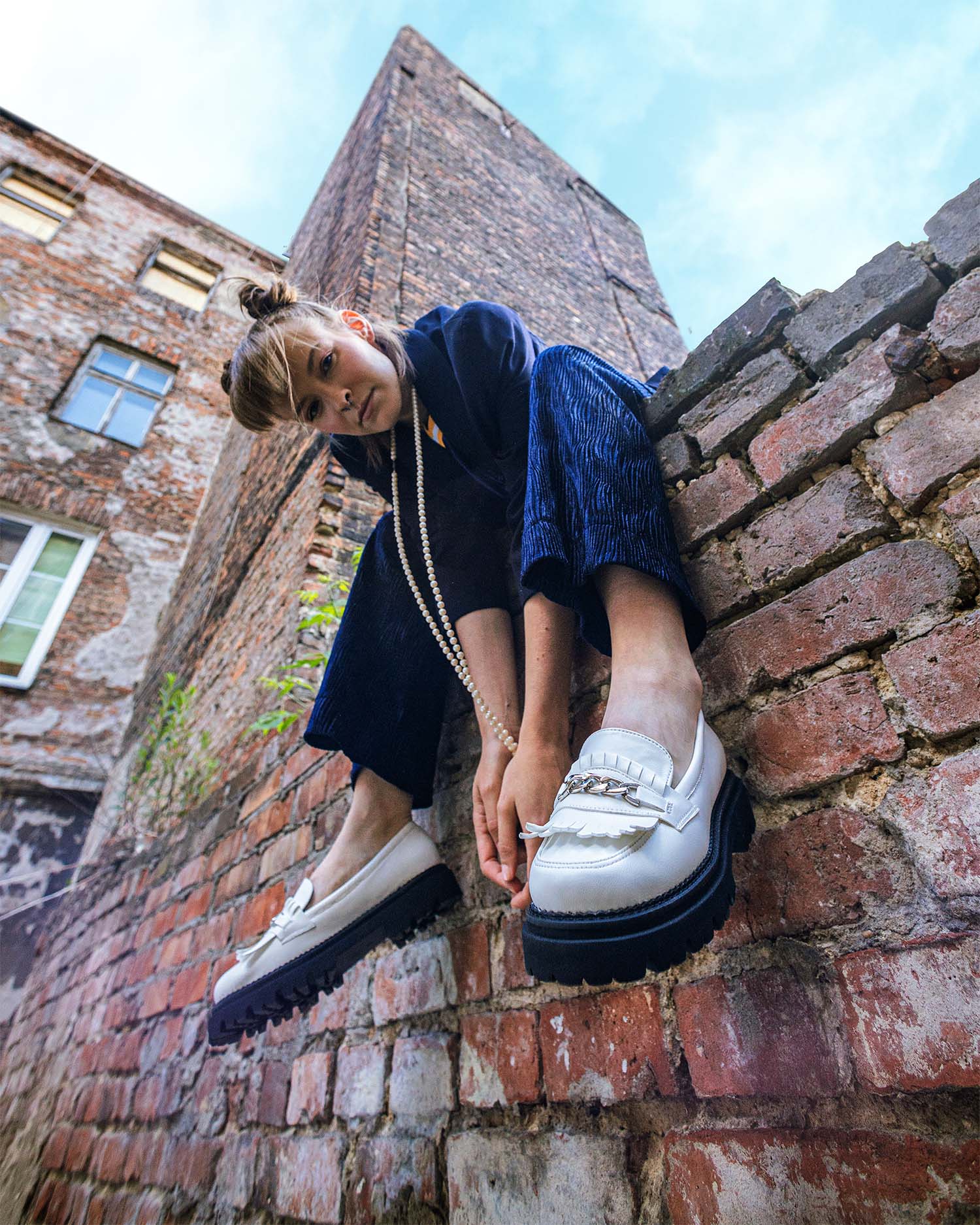 Chunky Loafers White białe mokasyny damskie