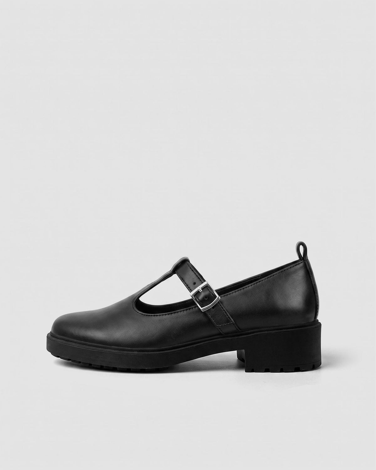 Czarne buty Mary Jane damskie ze skóry roślinnej – Curtsy | BOHEMA