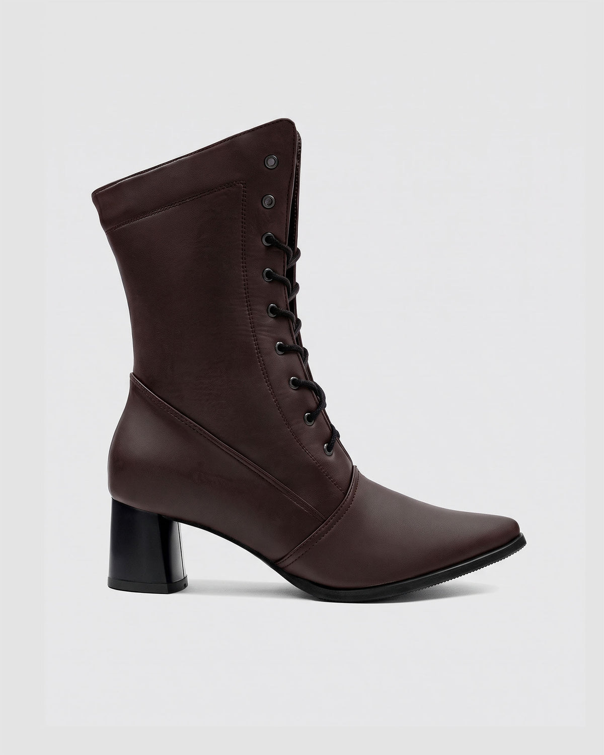 Czekoladowe botki High Boots z roślinnej skóry, widok z boku