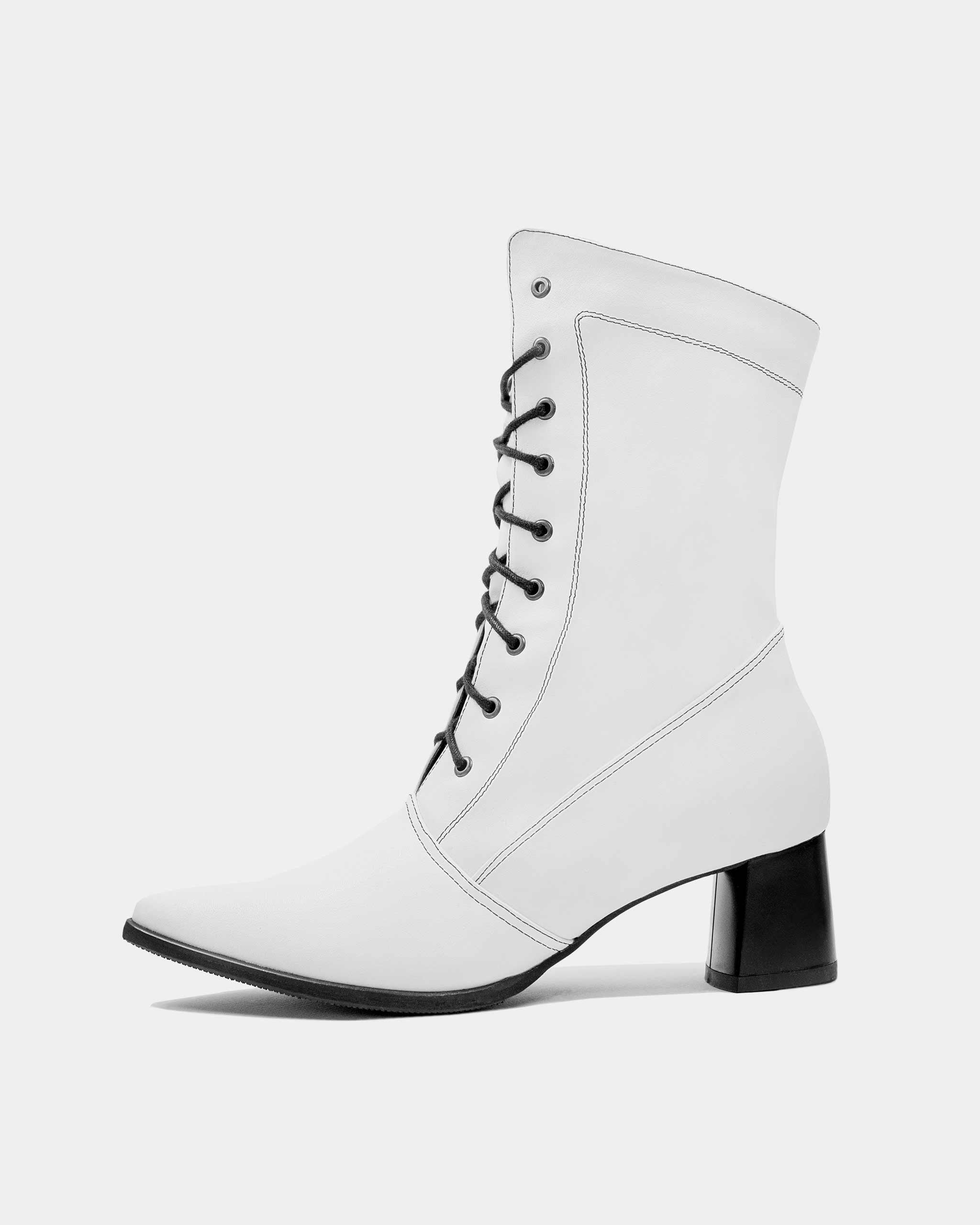 High Boots White botki z roślinnej skóry