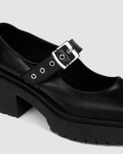 Załaduj obraz do przeglądarki galerii, Squared Mary Jane Pumps Black ze skóry z winogron
