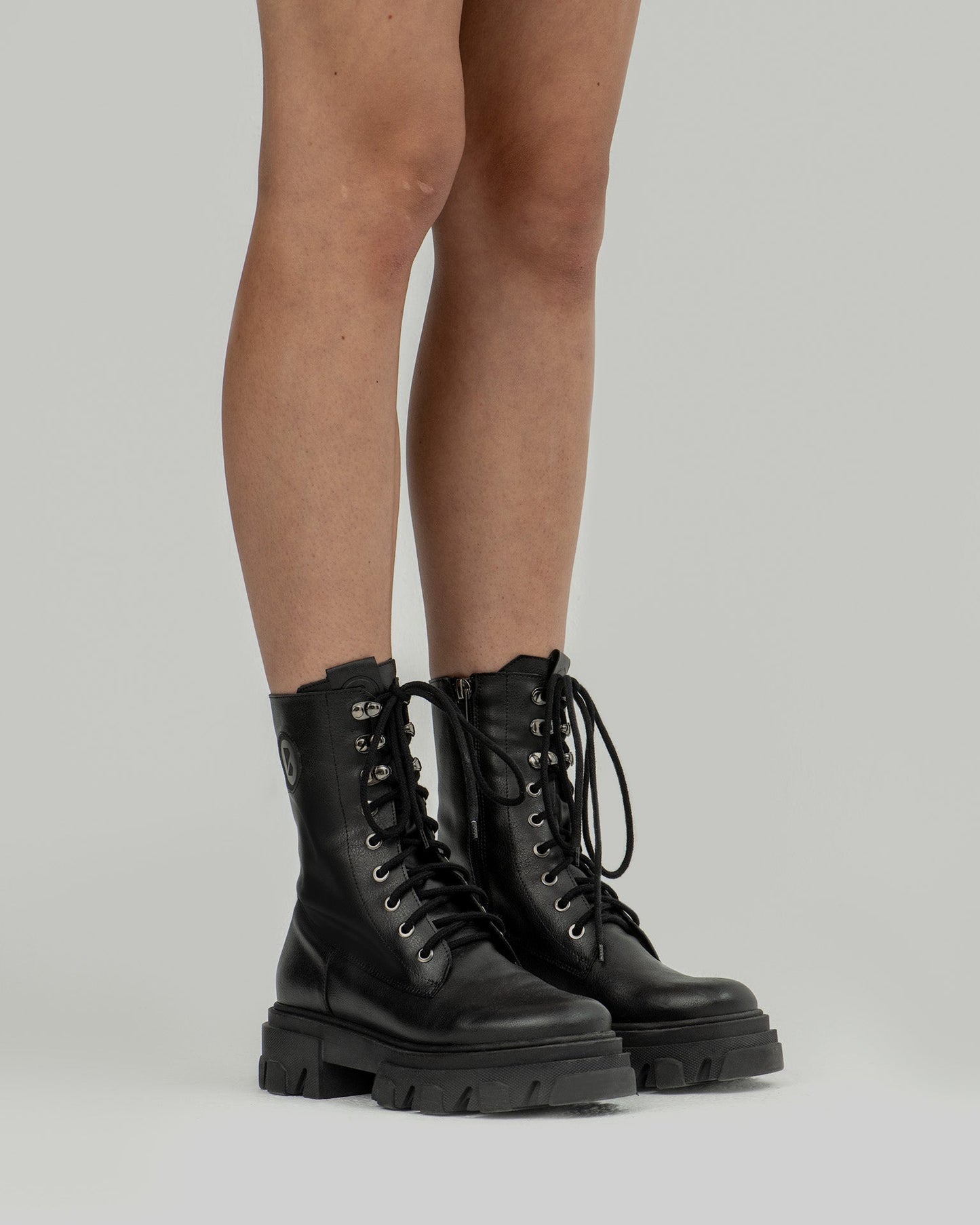 Combat Boots długie wegańskie botki damskie w stylu “worker boots” - model posesyjny
