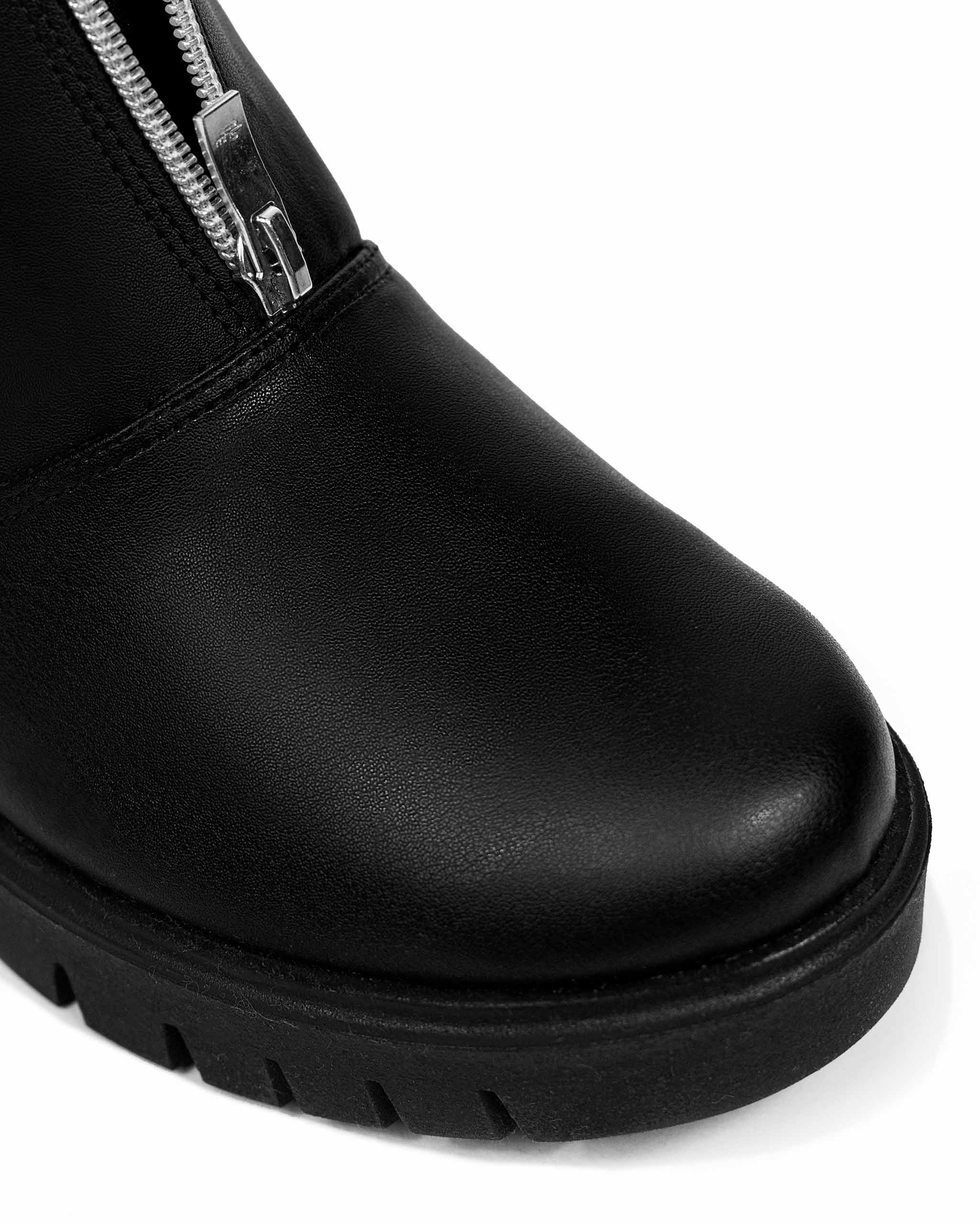 Cyber Boots Black botki z roślinnej skóry